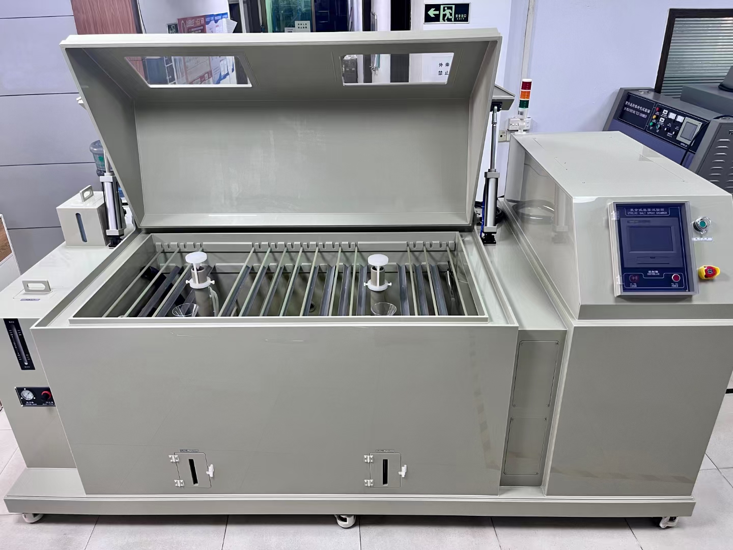 恒溫恒濕試驗箱,復合式鹽霧試驗箱